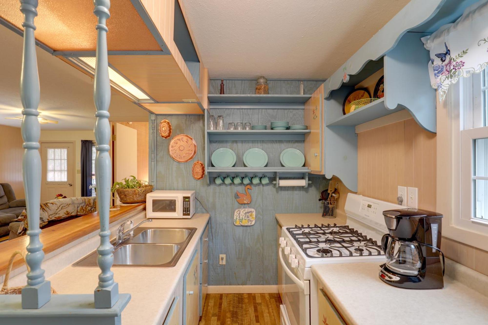 Riverfront Hot Springs Cabin With Private Hot Tub! מראה חיצוני תמונה